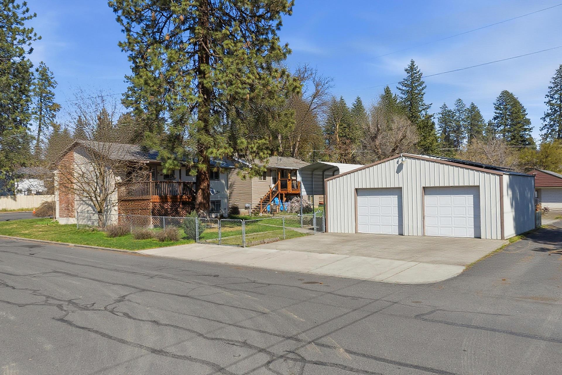 3433 W Wellesley Ave Ave