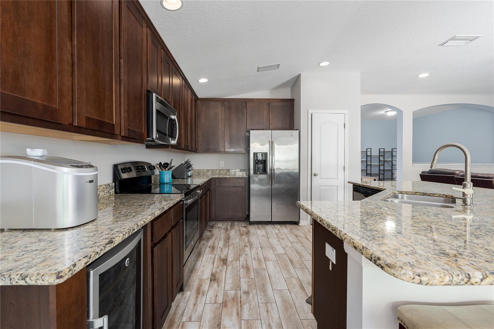 9236 Raes Creek Place