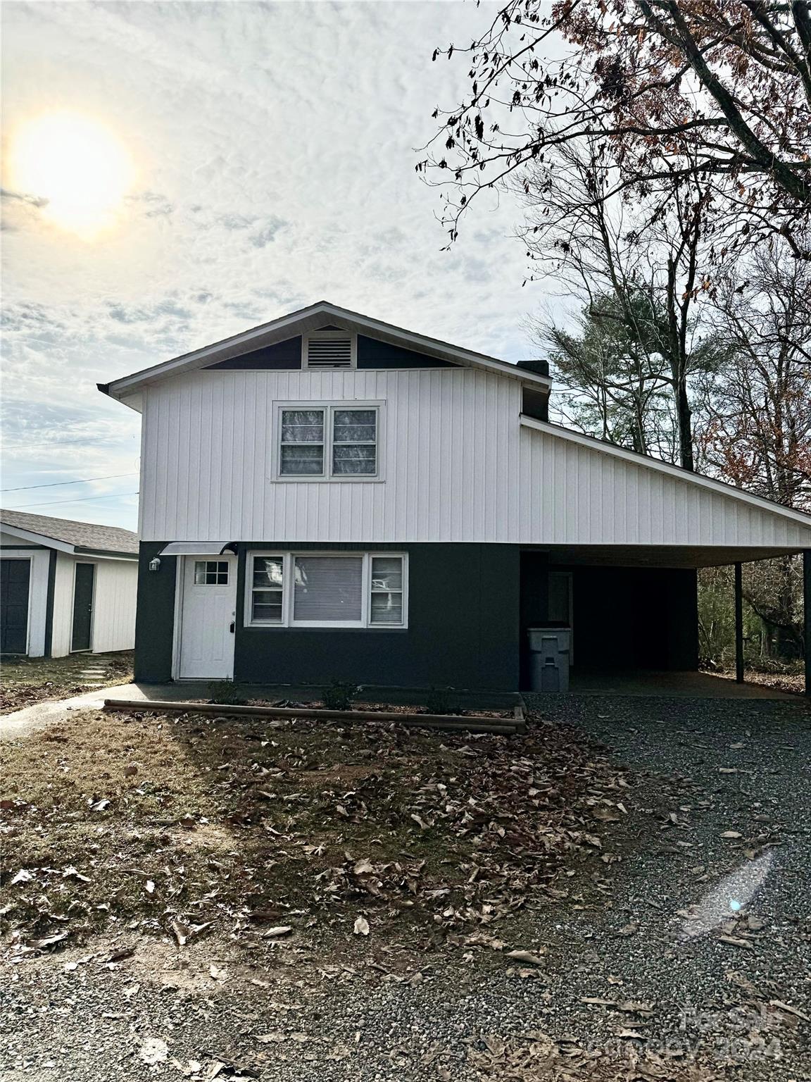 801 Stallings Place SW