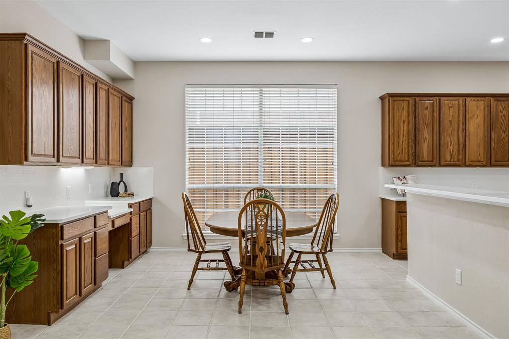 415 Mainsail Drive