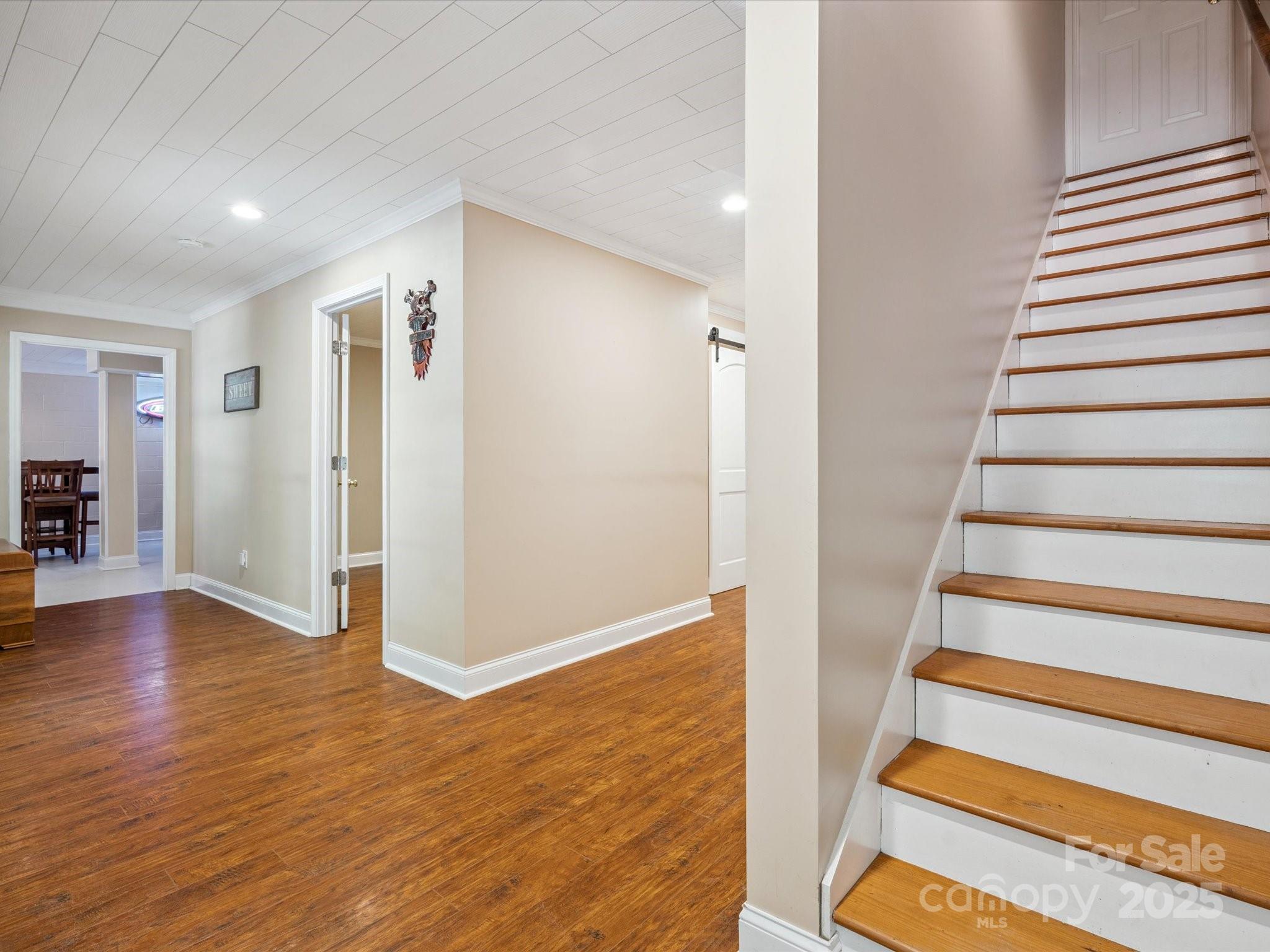 4050 Muirfield Drive