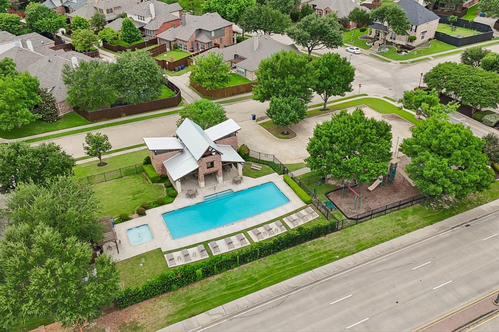 1607 Wood Creek Lane