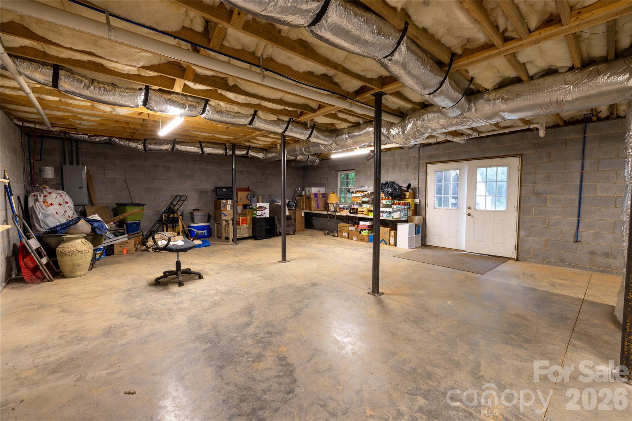 6617 Hwy 73 Highway W