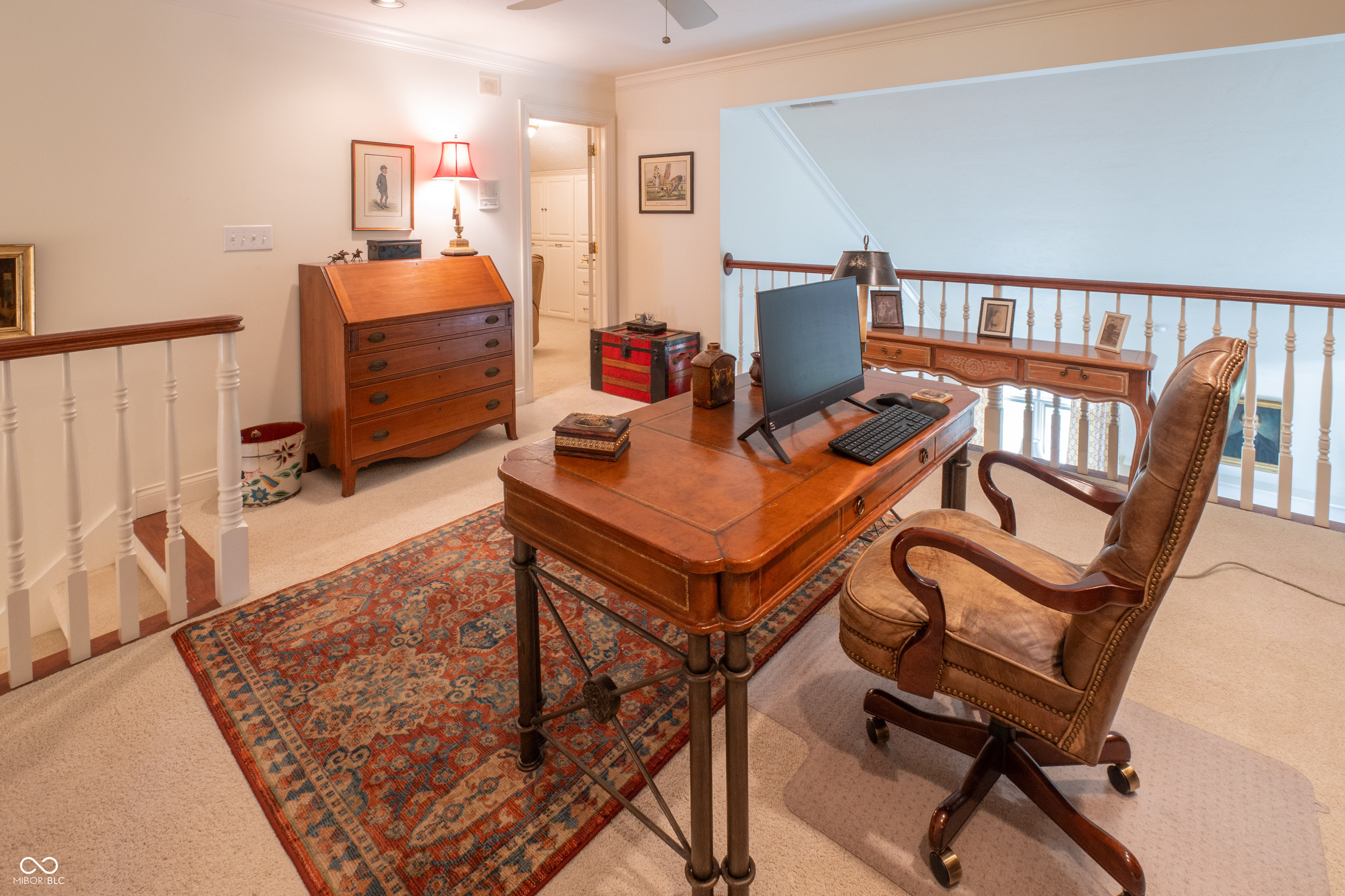 1700 Pathway Drive S