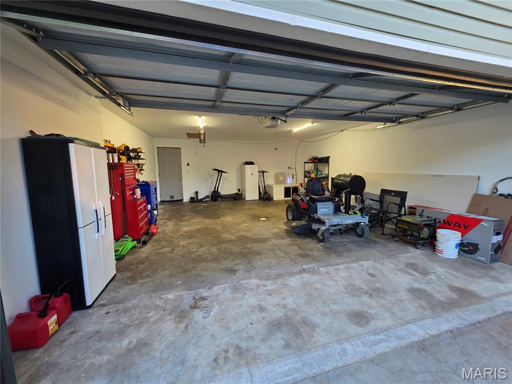 7305 N Wishing Well Drive