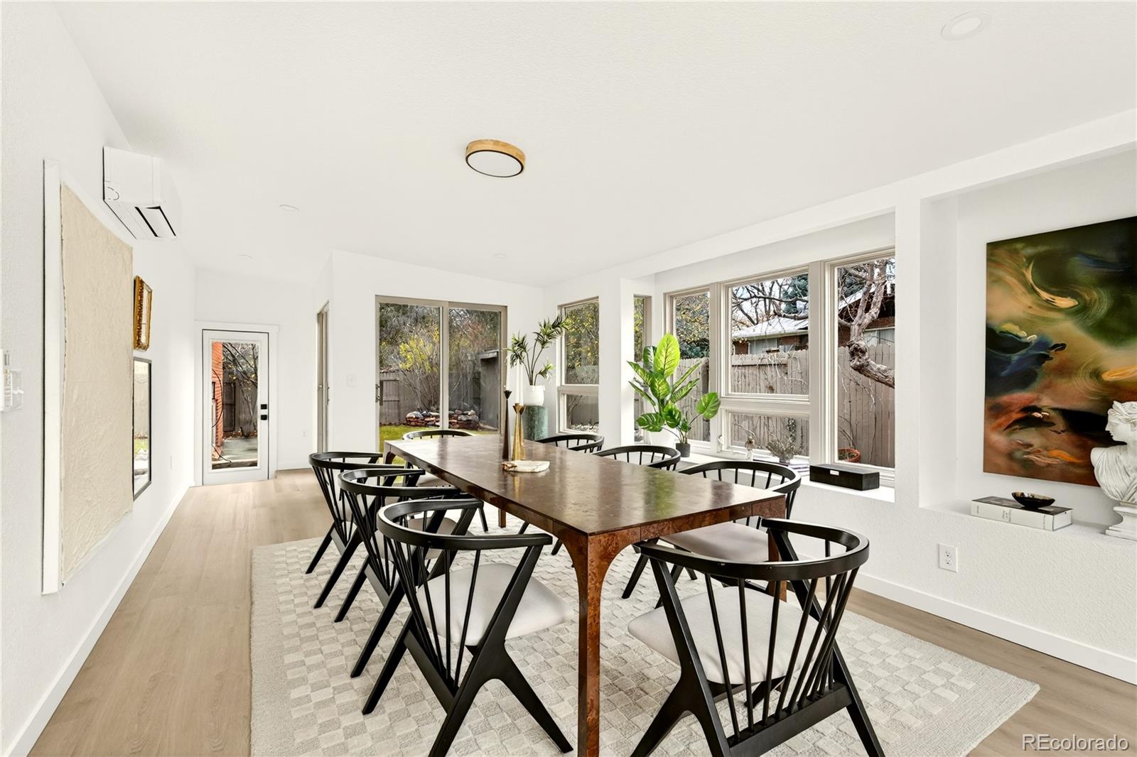 2429 S Leyden Street