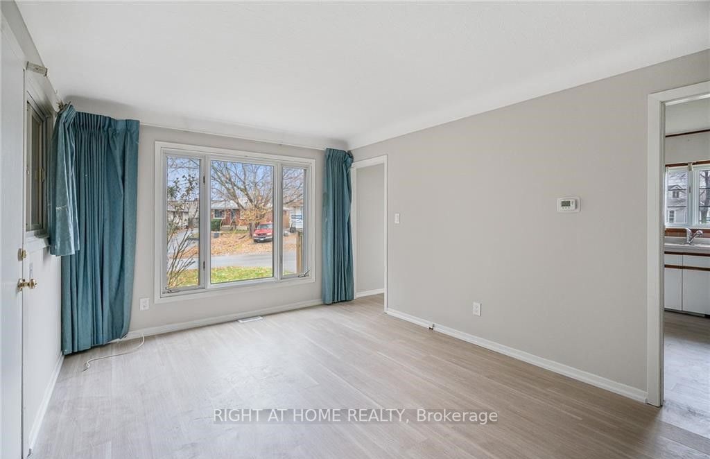 56 Rosedale Ave