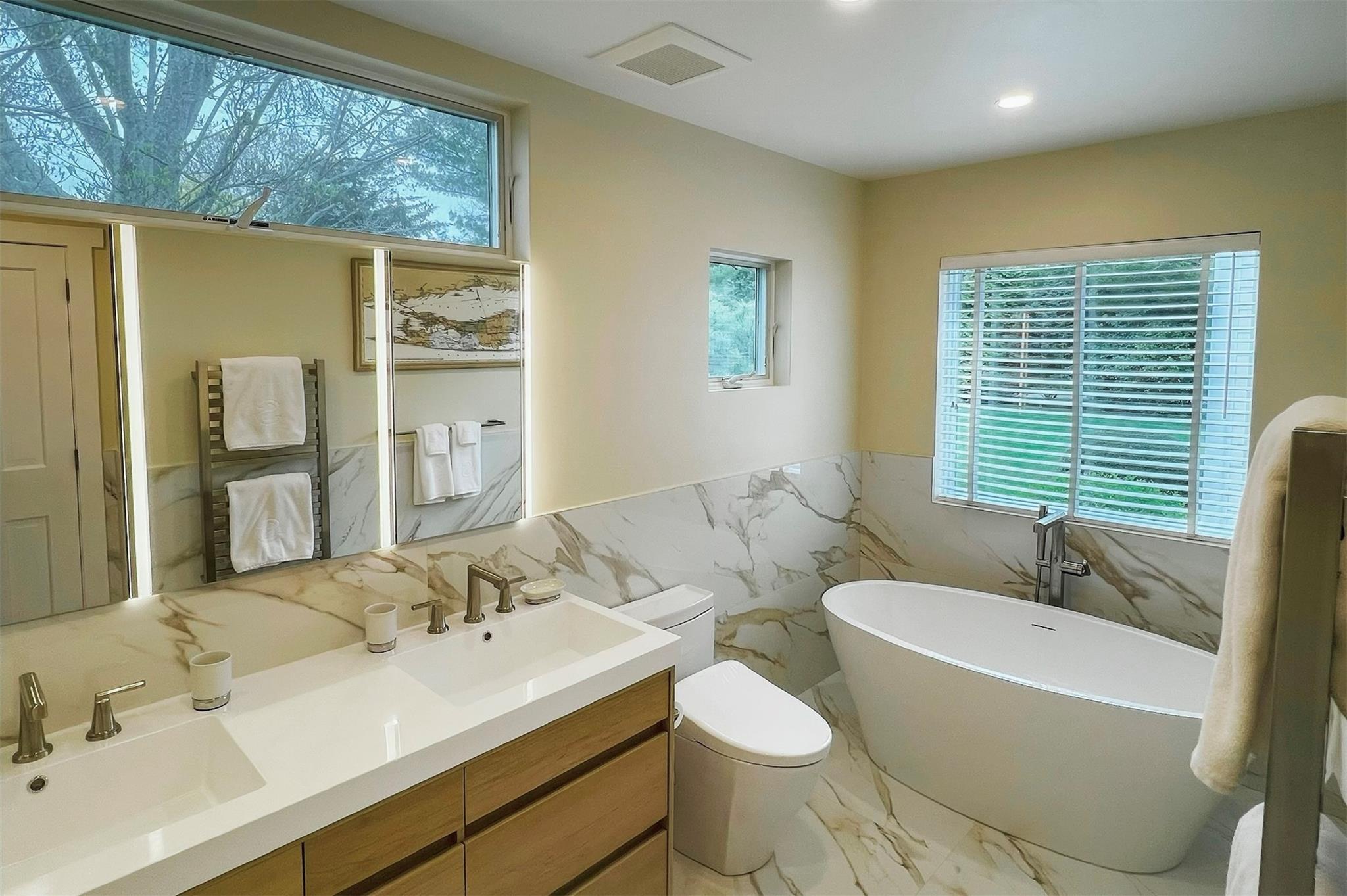 43 Greenleaf Lane