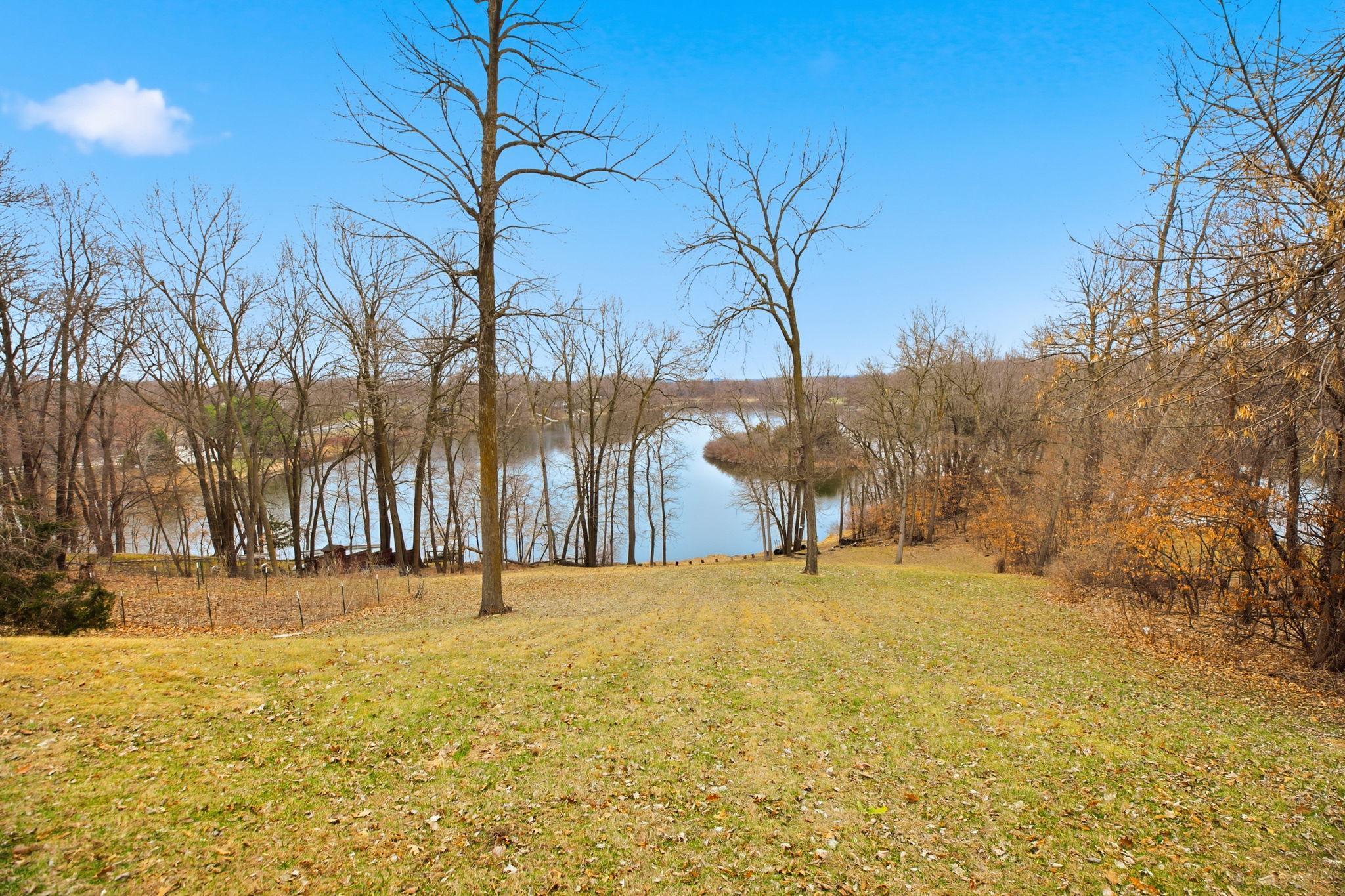 20368 Edgehill Circle