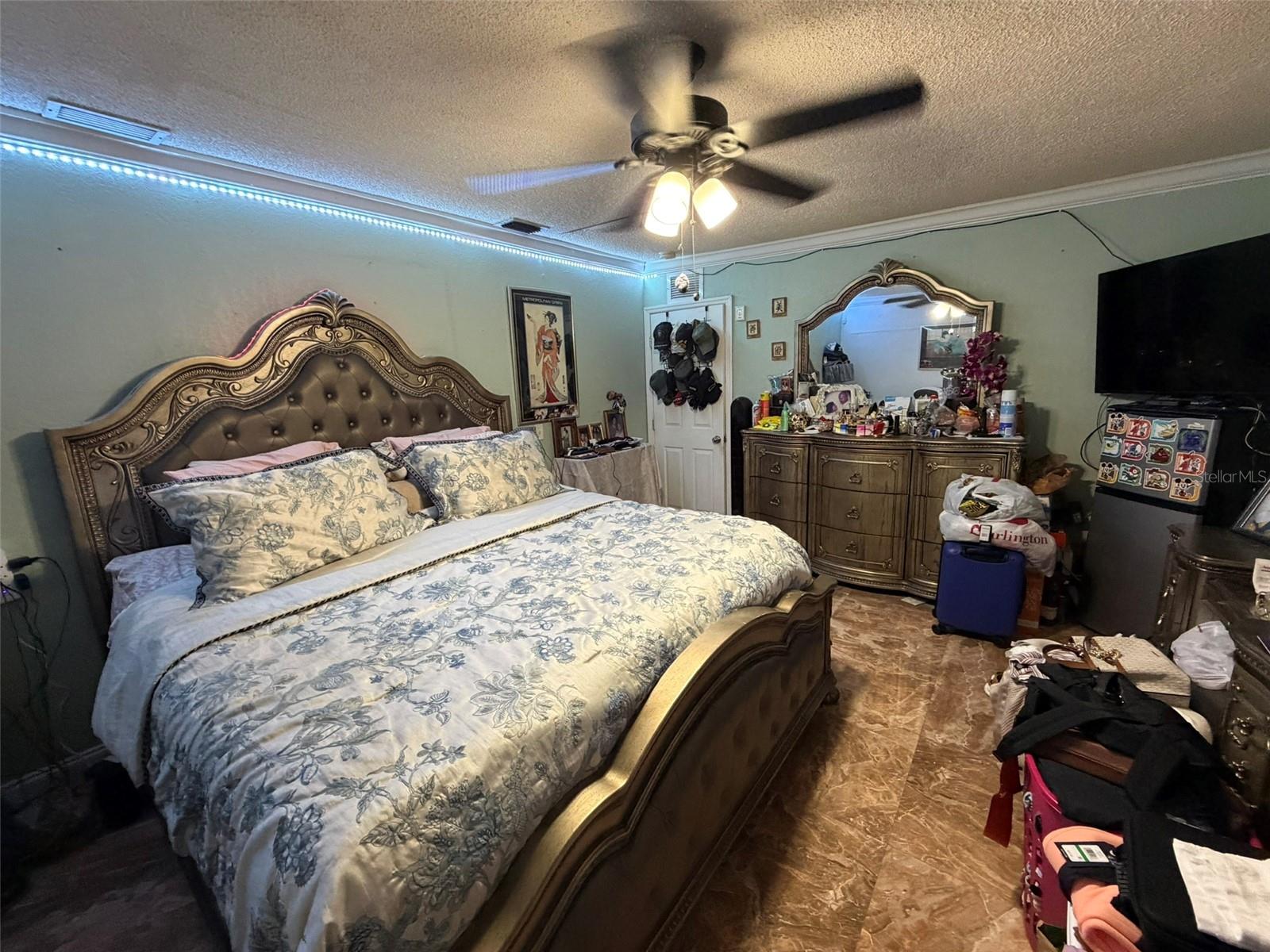 131 E 39th Street