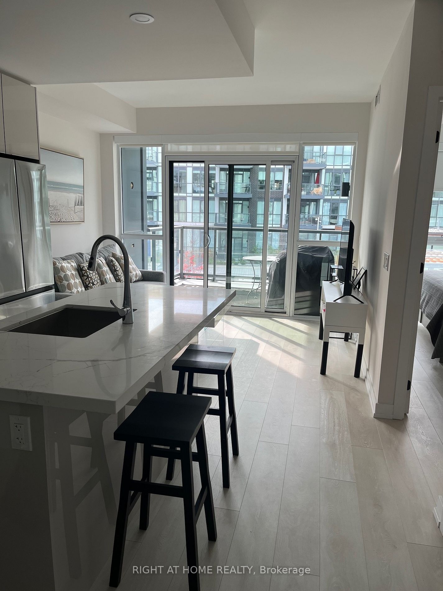 415 Sea Ray Ave 224
