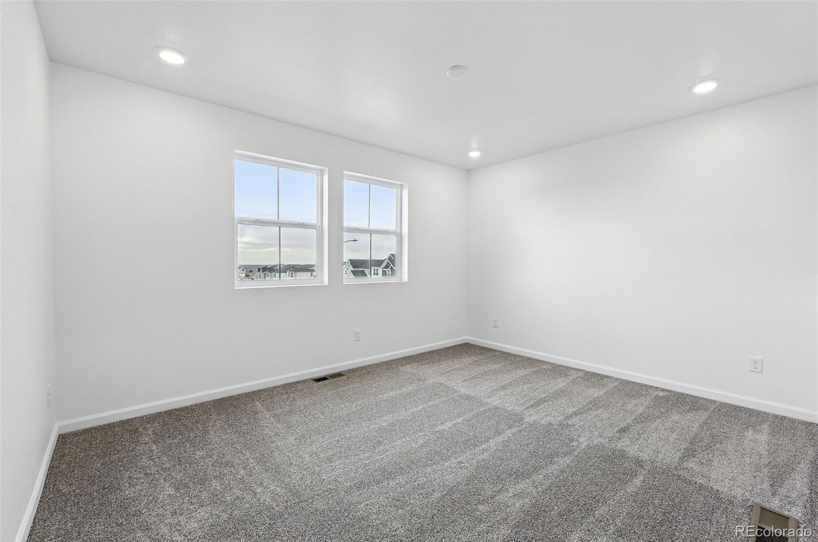 16618 W 92nd Place
