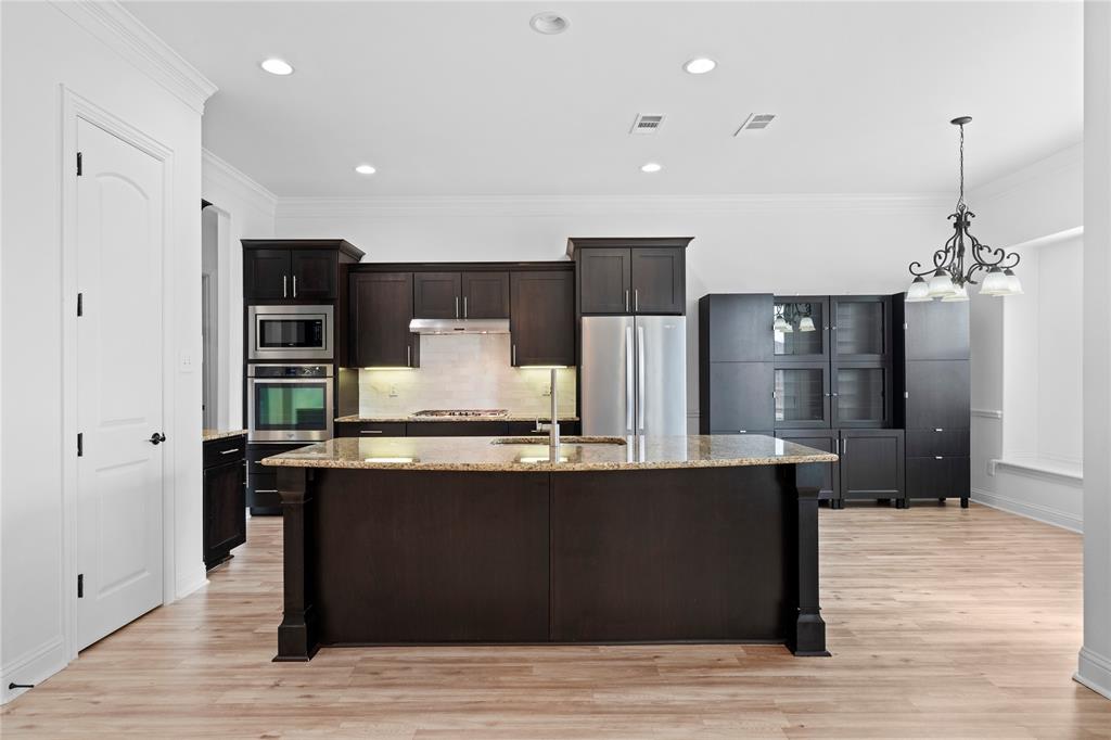 1205 Delaware Drive