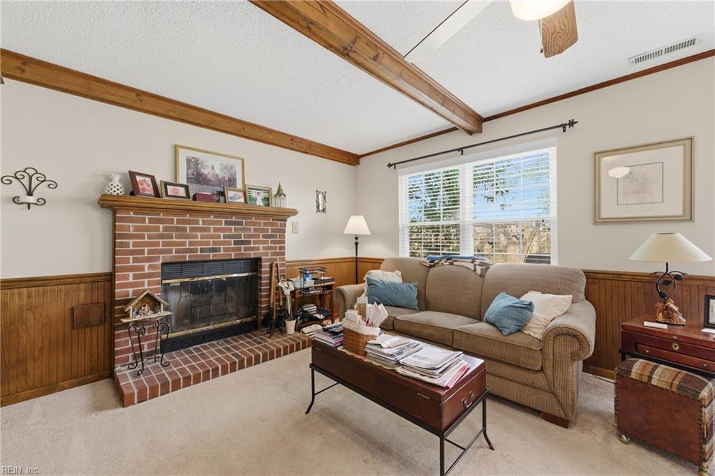 1112 Whitewater Court