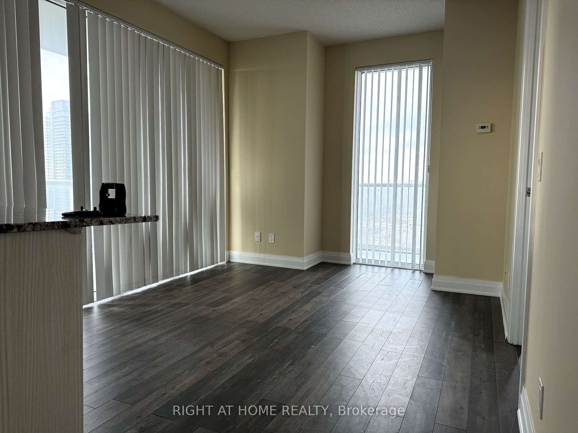 56 Annie Craig Dr 2505
