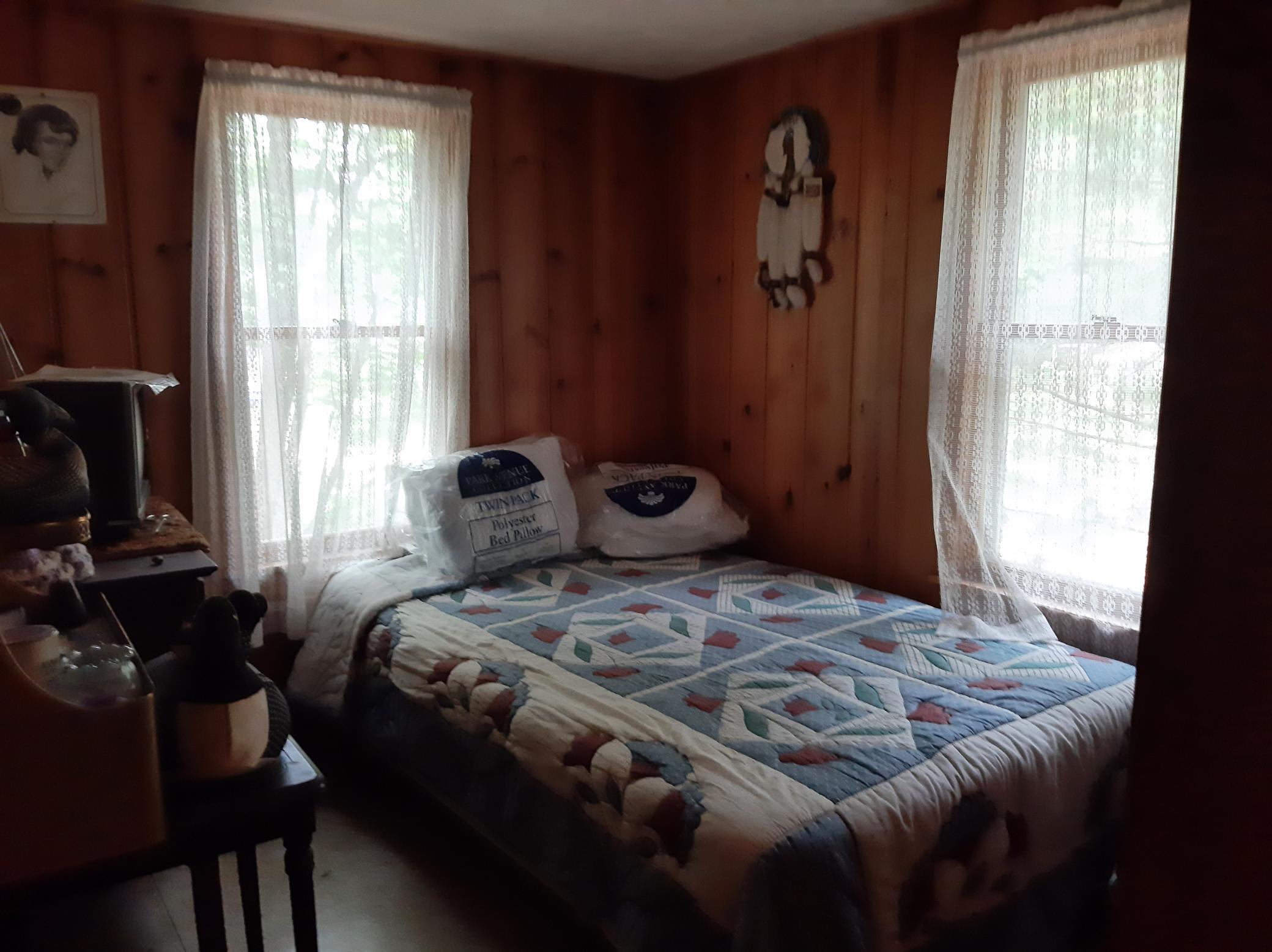 9879 Maple Ridge Road