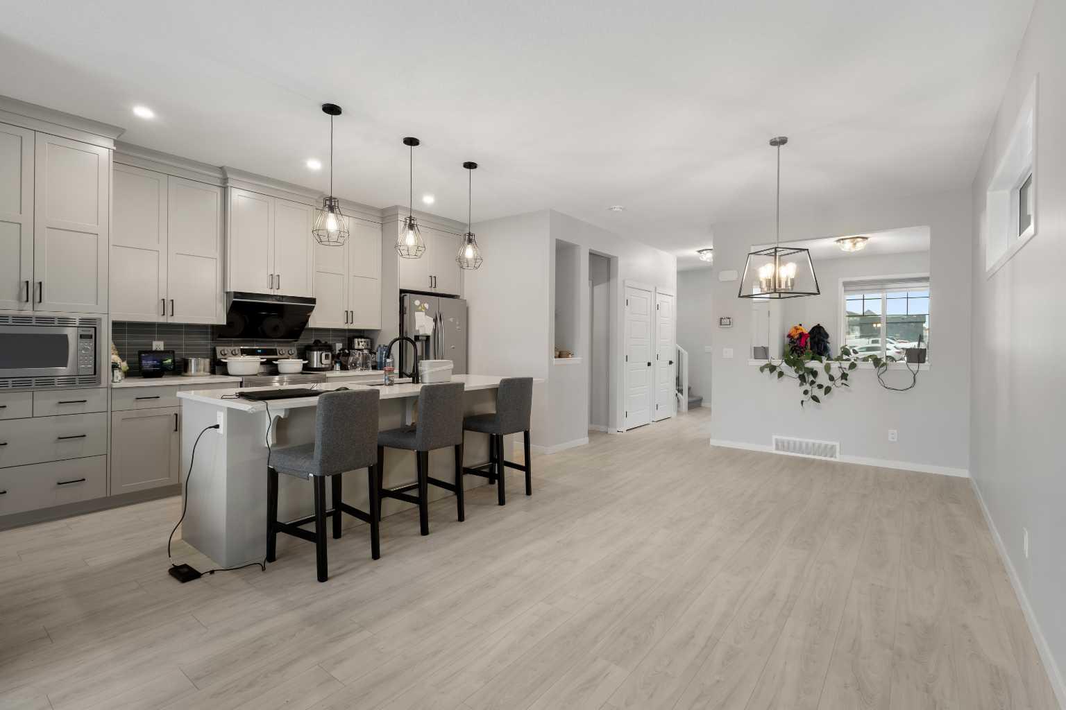 22 Edith Manor NW