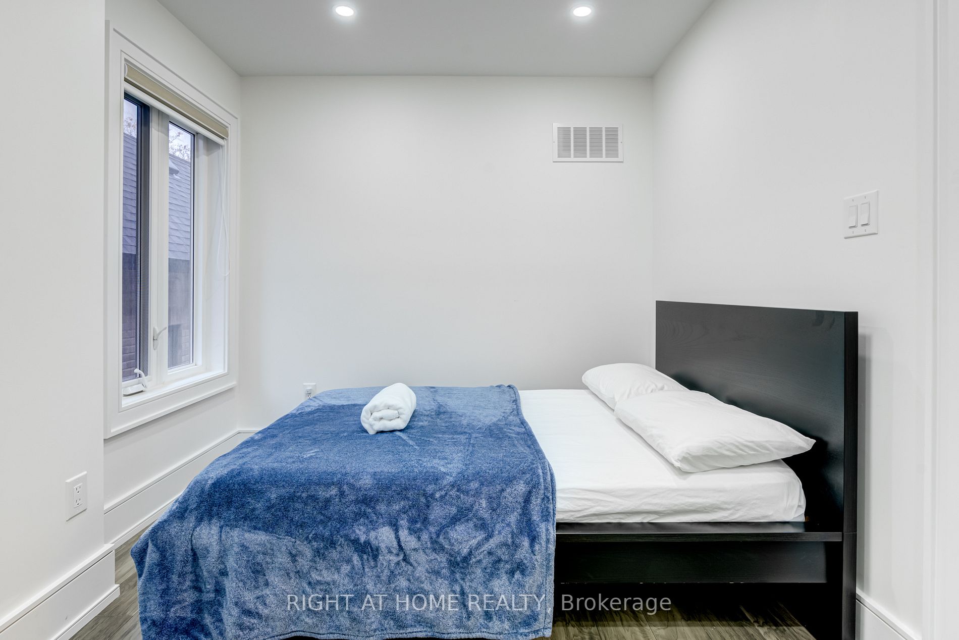 438 Pharmacy Ave