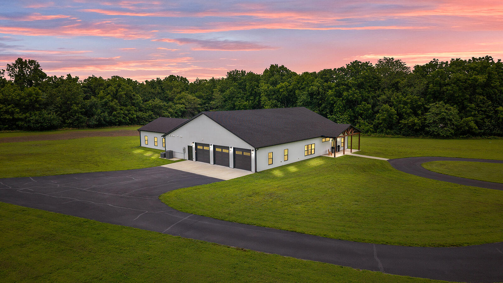 9309 W Farm Road 170