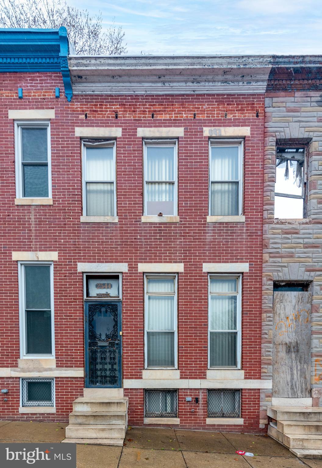 2544 Frederick Ave  