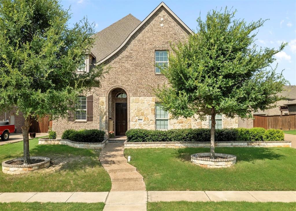 Welcome to this beautiful 5 bedroom, 4.5 bathroom home in the heart of Trophy Club, offering the perfect blend of elegance, comfort, and entertainment. Step inside to soaring ceilings and rich hardwood floors that flow throughout the main living areas. The spacious living room features a striking floor-to-ceiling stone fireplace and seamlessly connects to the breakfast nook and chef’s kitchen, which boasts granite countertops, a large center island, and ample cabinetry, ideal for everyday living and entertaining.
The main floor includes a spacious primary suite with serene views of the pool, as well as a guest bedroom with a private ensuite, perfect for visitors or multigenerational living. Upstairs, you'll find three generously sized bedrooms, a large family-game room, and a massive media room ready for movie nights.
Step outside and enjoy summer days in the sparkling pool complete with a spa, slide, pergola, and outdoor kitchen, your personal backyard retreat! Located in the desirable Northwest ISD with top rated schools, this home offers the lifestyle you’ve been dreaming of. Don’t miss your chance to own this Trophy Club gem!