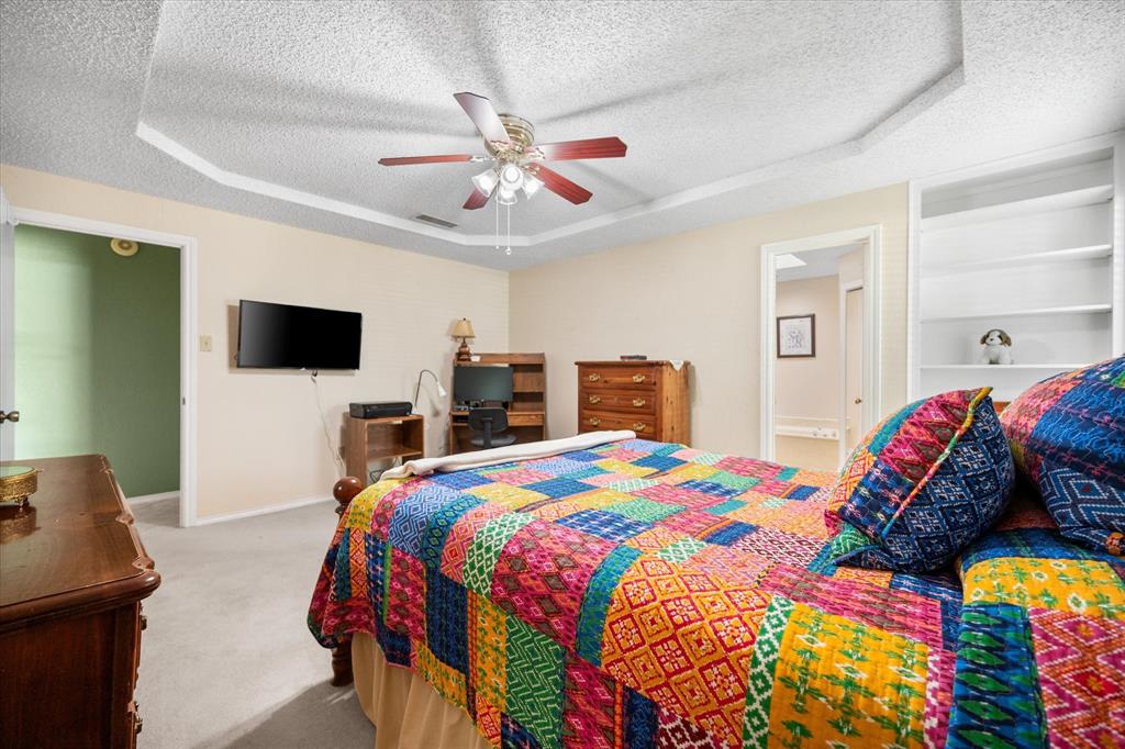 4215 Pleasant Oaks Court