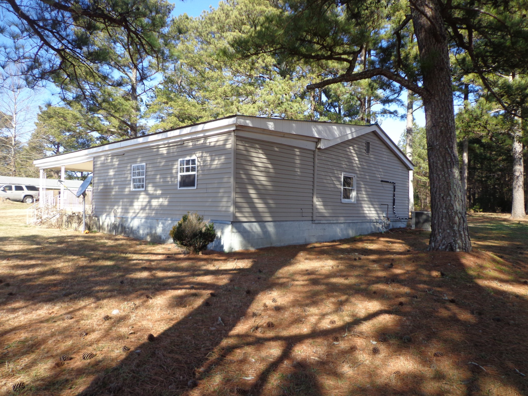 4870 Highway 70 W