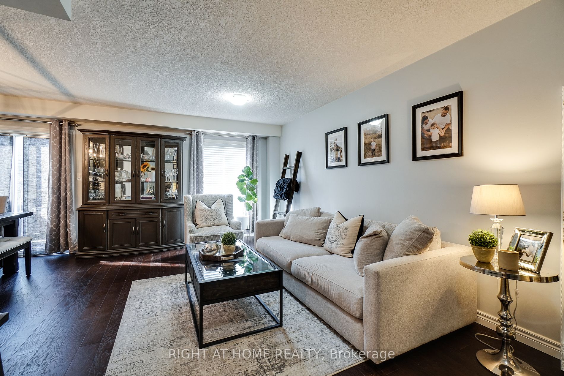 70 Highgate Dr 12