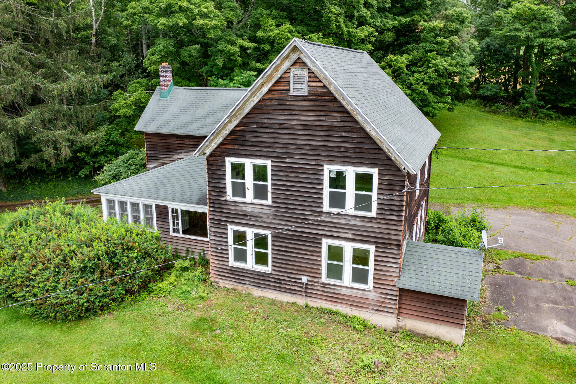 1942 Hess Road