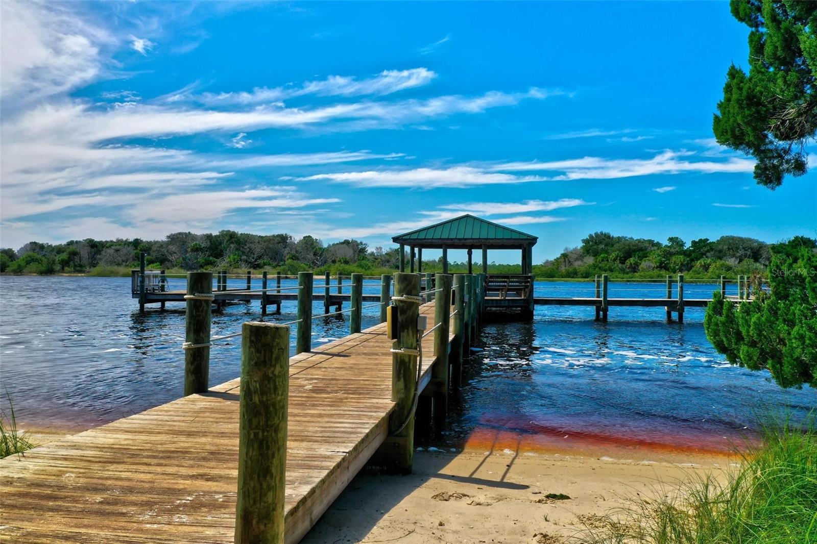 60 Surfview Drive 823