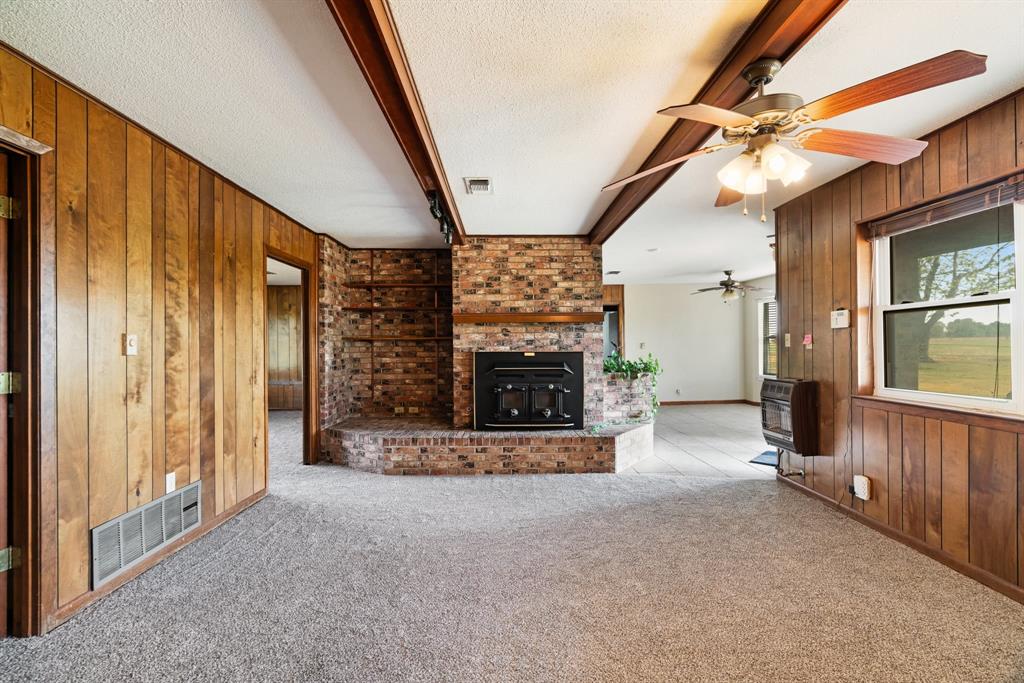 7484 Highway 271 S