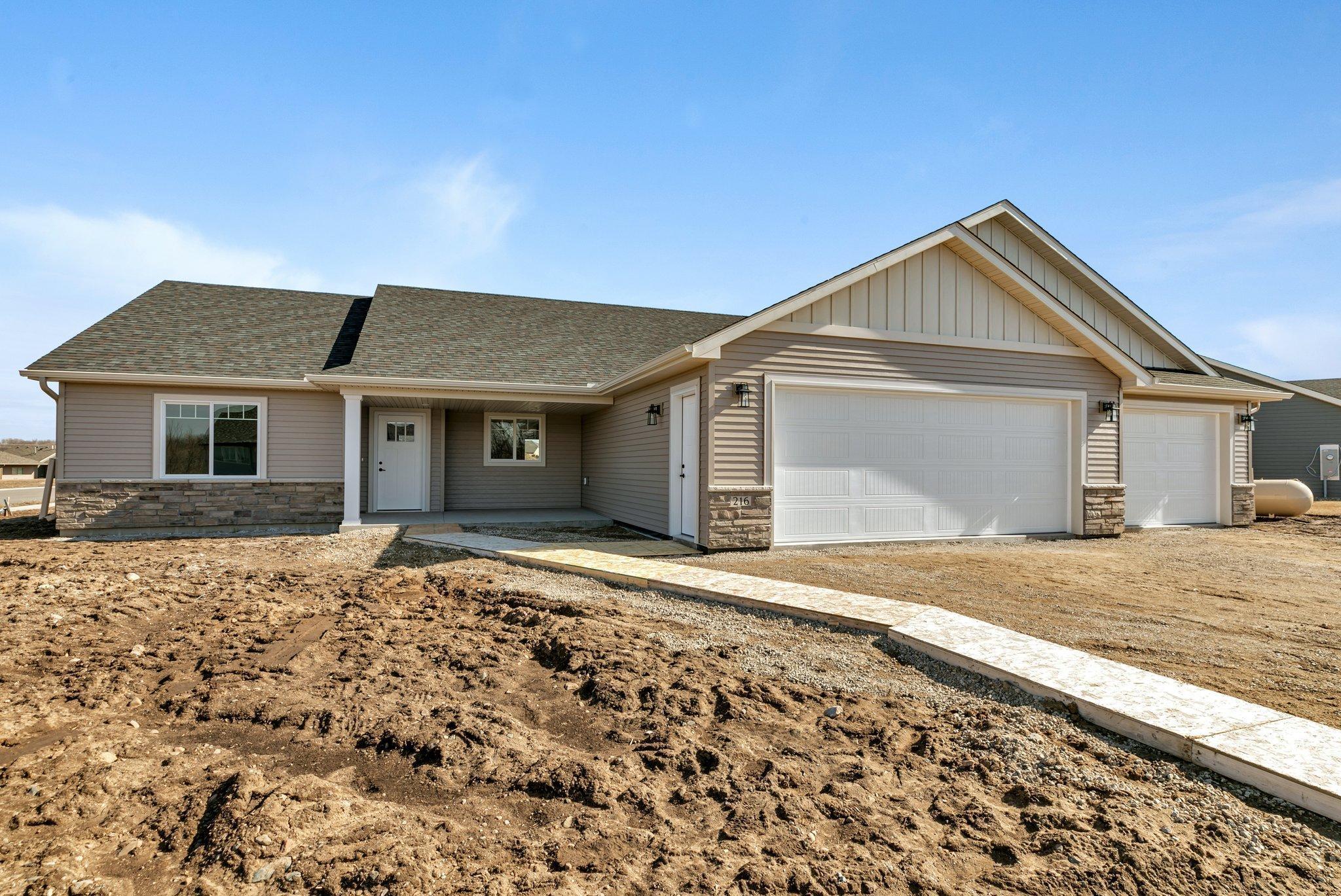 216 Woolgrass Way, Avon, MN 