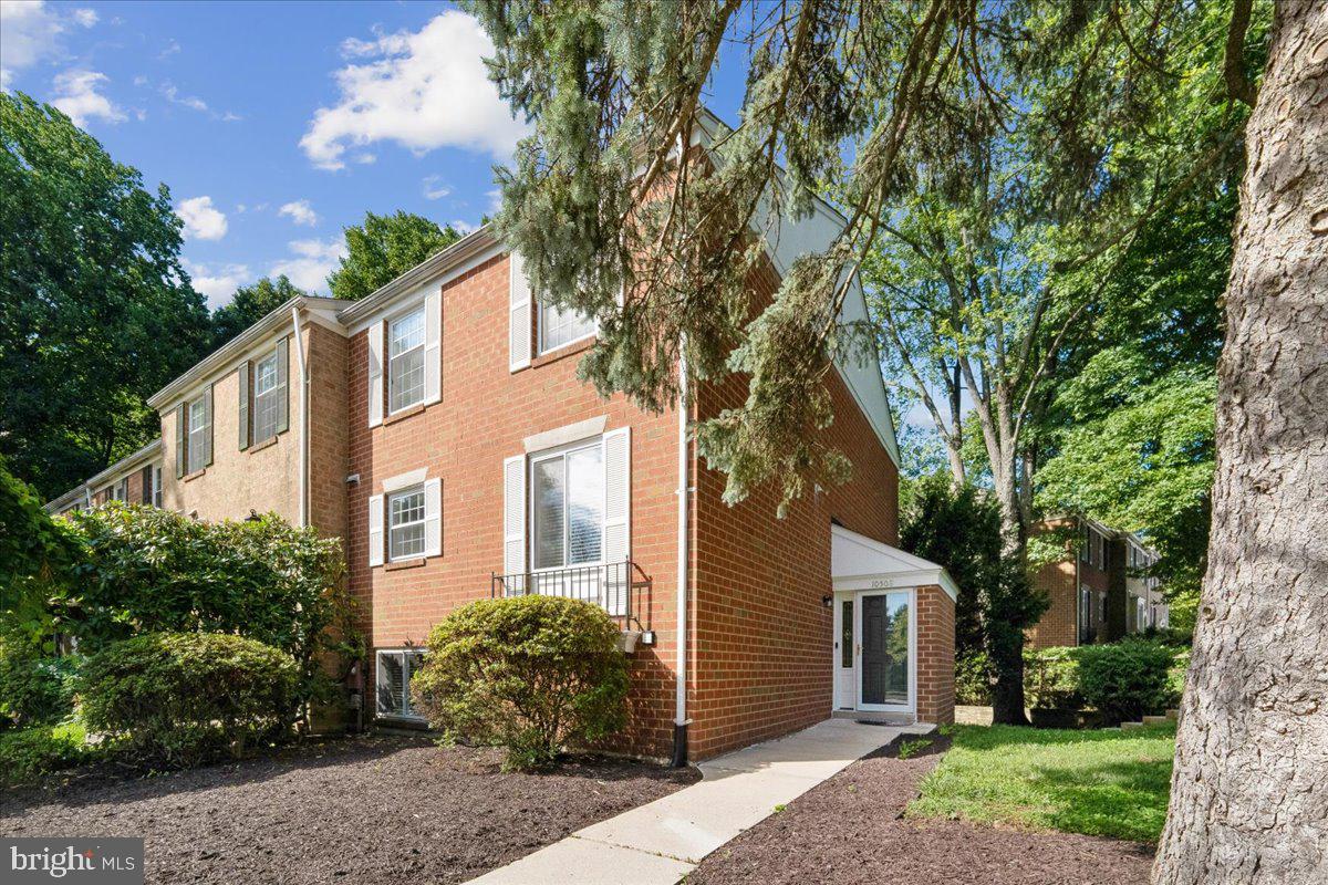10508 E Wind Way