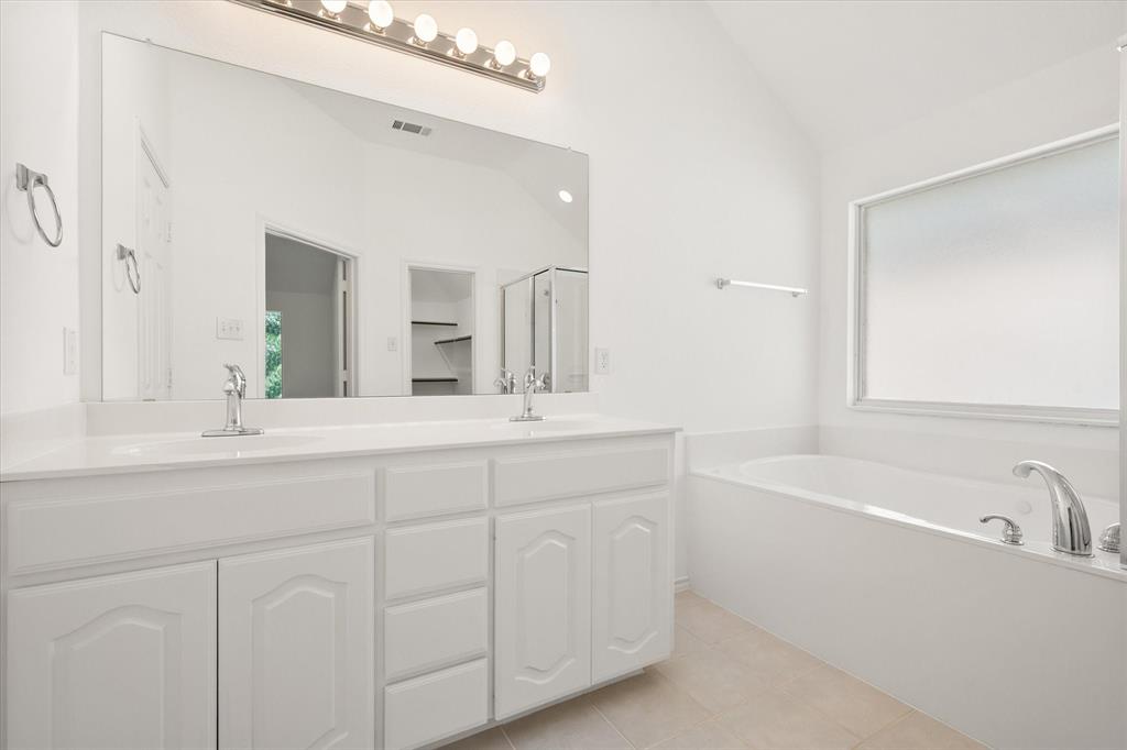 2724 Forest Lake Drive