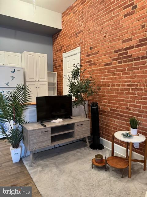 Charming 1 Bed / 1 Bath Rental Just Steps from Canton Square!Welcome home to this spacious, stylish apartment featuring beautiful LVP flooring, soaring high ceilings, and exposed brick accents that add historic charm. The open layout offers great natural light, while the generously sized bedroom includes a walk-in closet for exceptional storage. Enjoy the convenience of full in-unit laundry, a well-appointed kitchen, and a comfortable living area perfect for relaxing or entertaining.Located just off Canton Square, you’ll be moments from the waterfront, restaurants, bars, shops, and everything this vibrant neighborhood has to offer. A perfect blend of character and convenience—don’t miss this one!700+ Minimum Credit