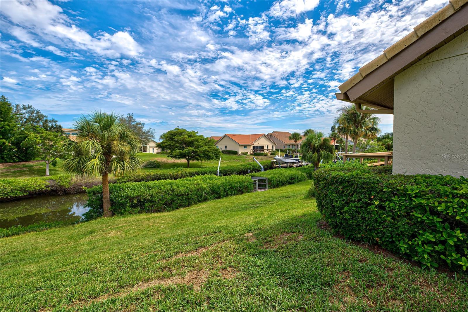 184 Inlets Boulevard 184