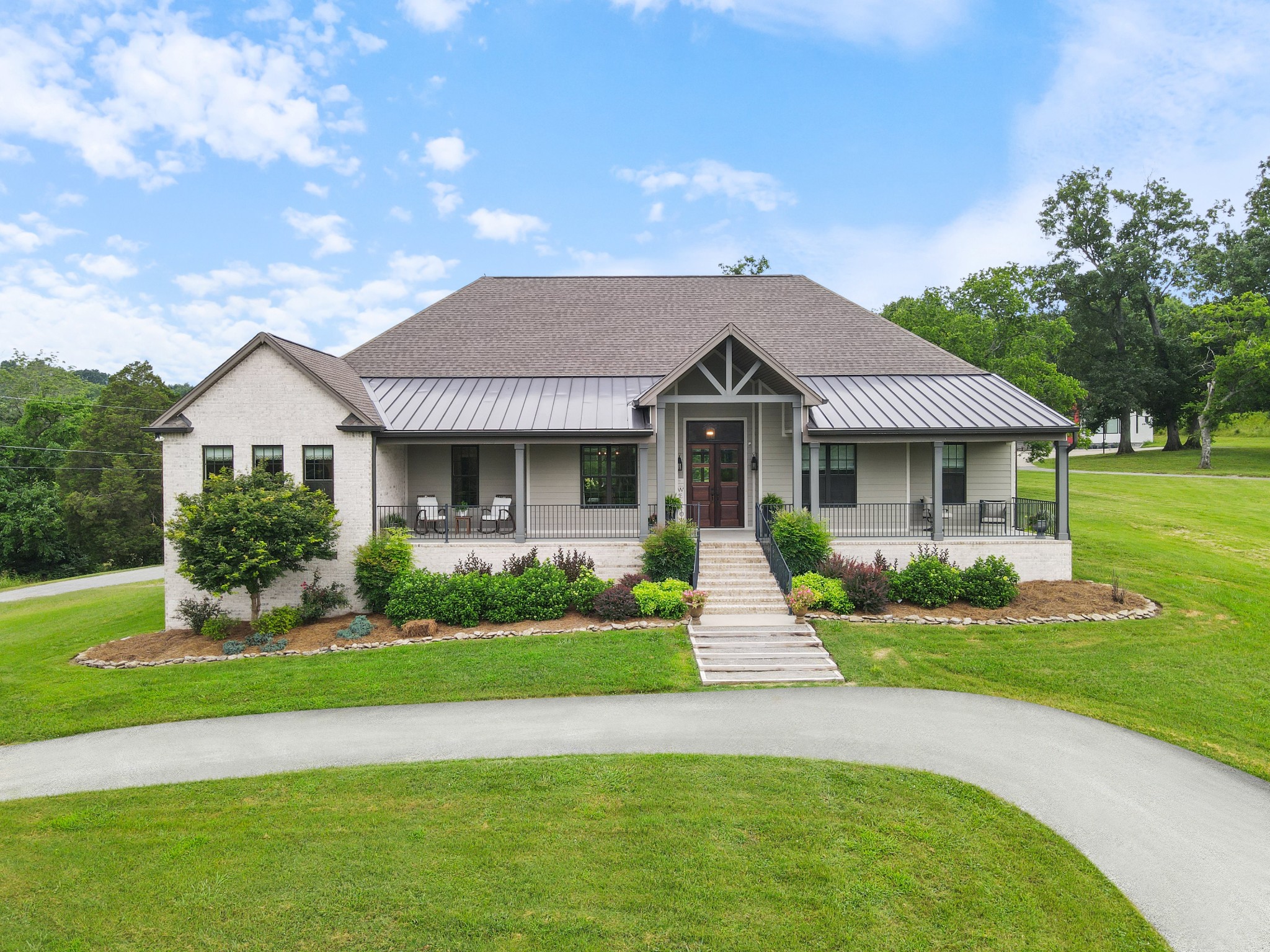 1135D Center Point Rd