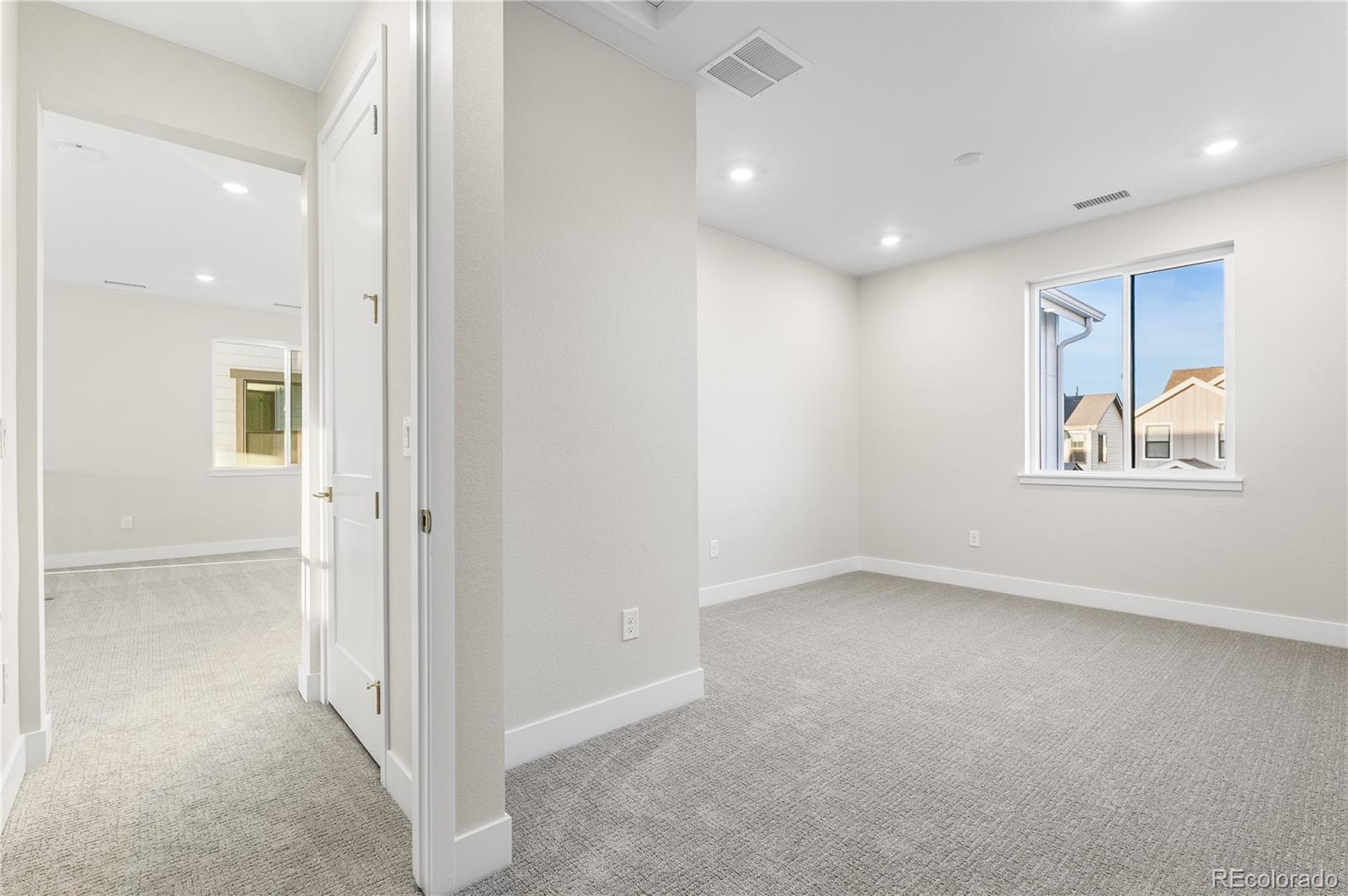 8770 Summerwalk Trail