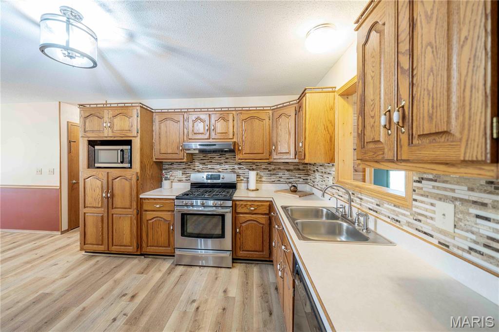 18320 State Highway Kk
