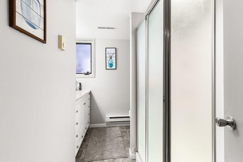 220 16th Avenue SE