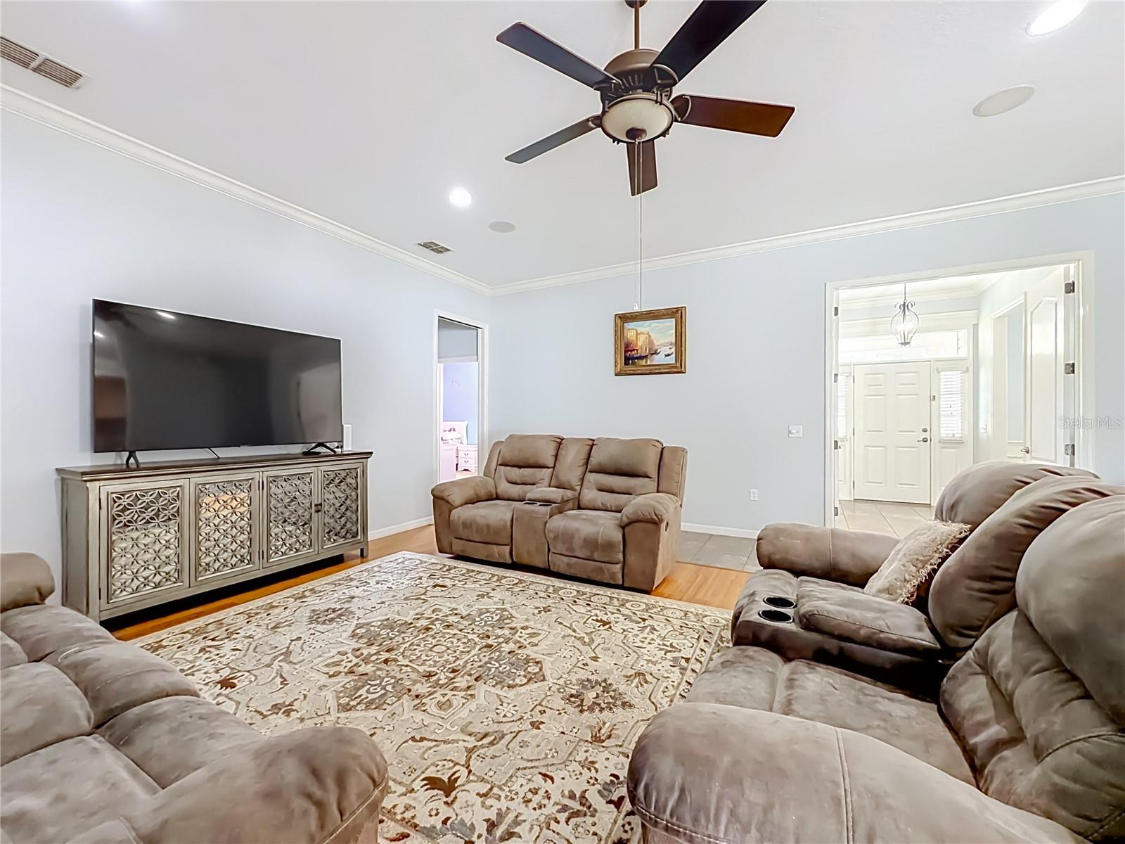 2534 Iris Ann Drive