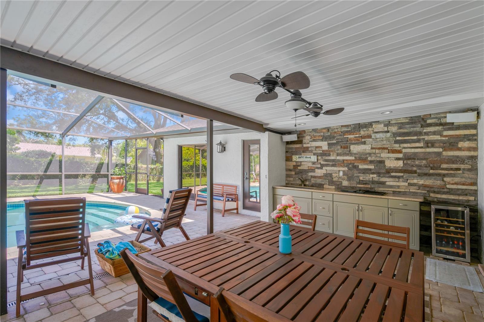 1007 Morfield Lane