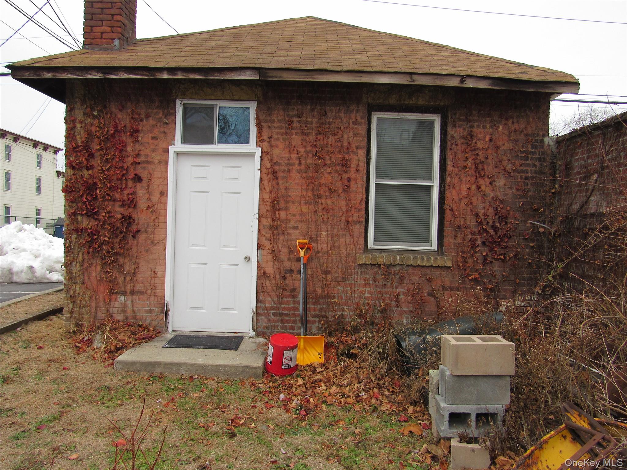 76 Webster Avenue