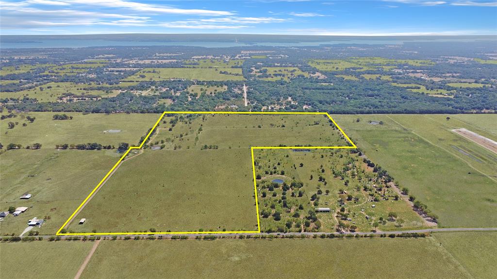 *MAXIMUM PRICE REDUCTION AND SELLER OFFERS $5K BUYERS CLOSING COST ASSISTANCE* GREAT LOCATION FOR RANCH OPERATION OR RESIDENTIAL SUBDIVISION! This 86.134 acre gem is just minutes away from the robust Town of Seven Points, the fun Cedar Creek Lake, and the exciting Gun Barrell City. Neighbors include the thrilling Cedar Creek Dragway and the acreage subdivision development of The Ranches at Bridge Creek. Upfront is a new feed shed that was recently added to compliment the others at the north edges of the property. Wooden corral in place, and fences have been repaired, ready for some bovines. Come and establish your bucolic homestead or operate a ranch and experience the cool western country life!