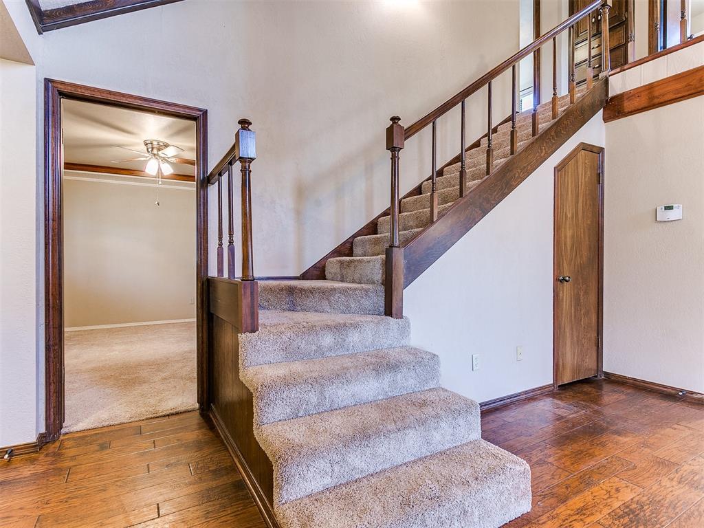 9901 Woodview Drive