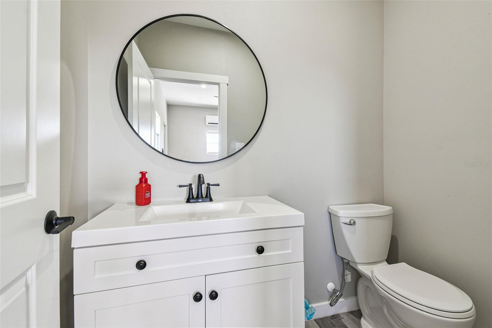 15639 Seth Country Lane