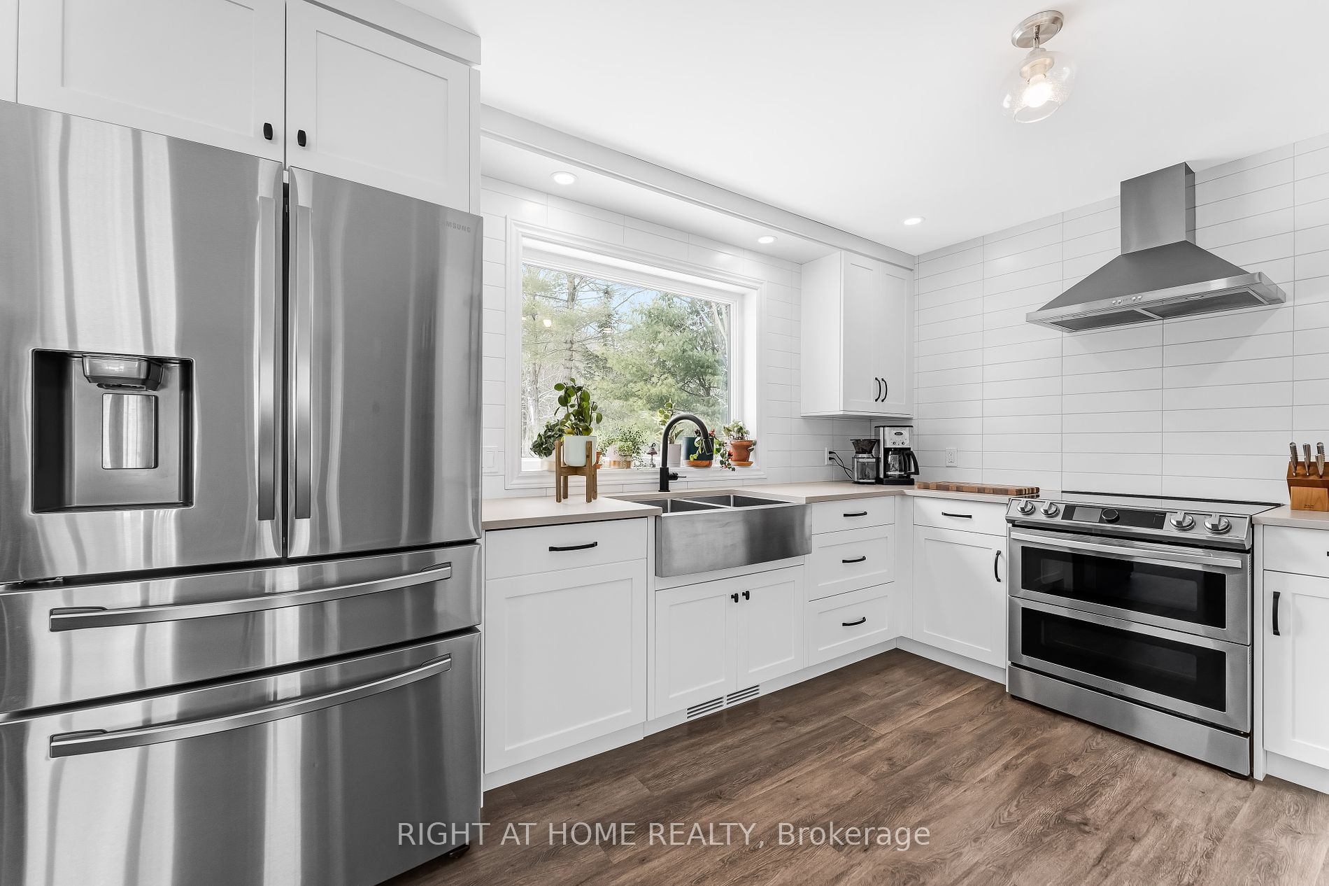 2874 S Dixon Factory Rd