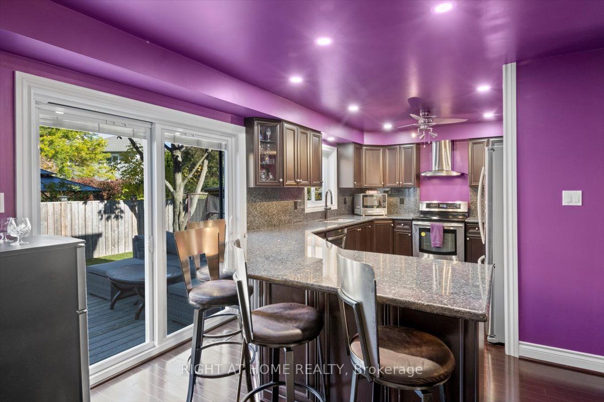 16 Ashbury Blvd