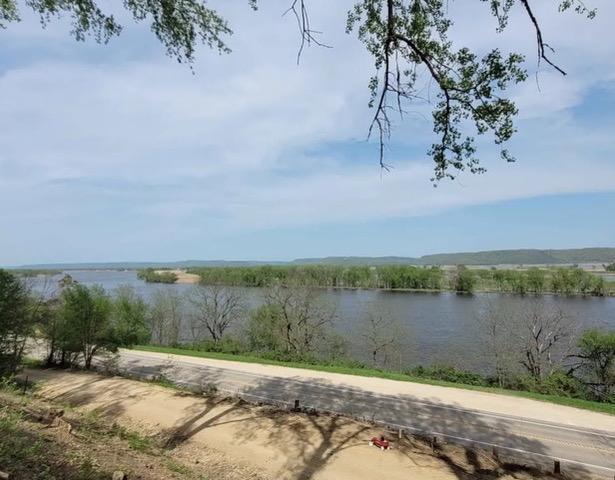 905 Mississippi Lane