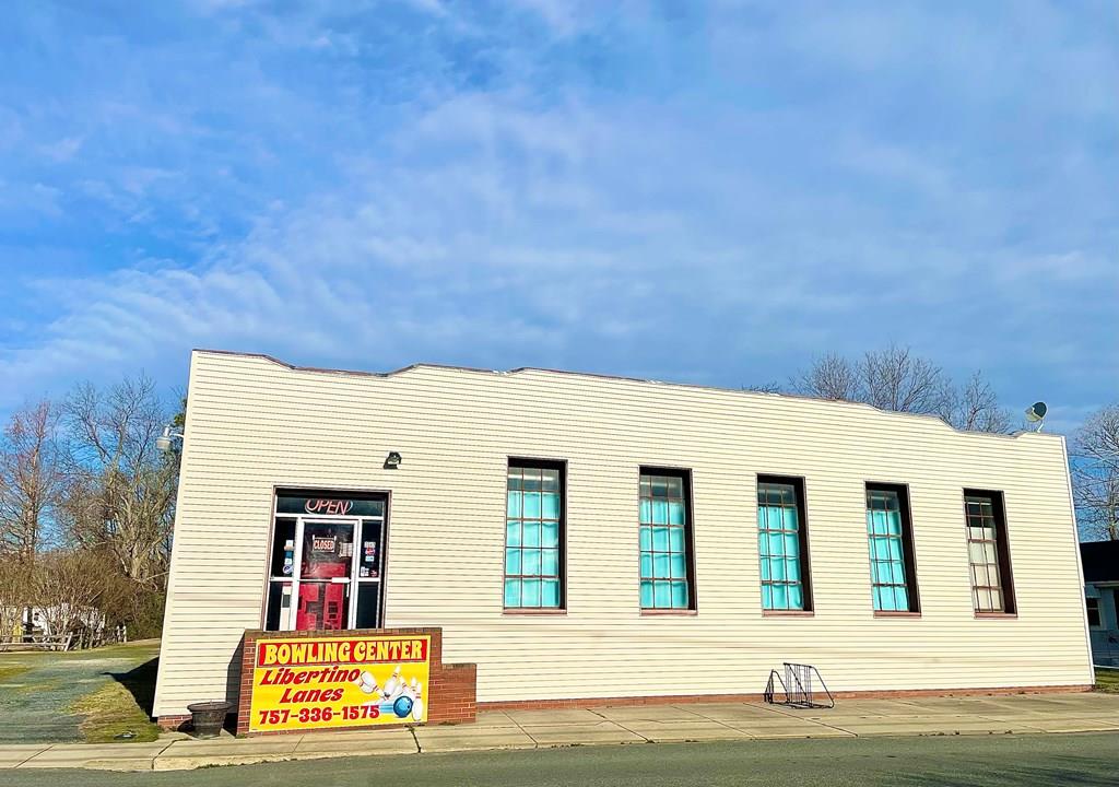 INVESTMENT ALERT! Business opportunity on well traveled Willow Street with large parking lot.  Alternative septic system installed in 2007. Block building. Two customer bathrooms. Possible multi retail stores, consignment shops, office space. NEEDS new roof, etc at purchasers expense. Building sold As-is. BOWLING business, alley, equipment & concession stand do NOT convey, property of the tenant. Tenant would like to rent back for 2 years or possible sale of business/equipment. Endless possibilities with this large building and property. THIS IS AN OPPORTUNITY! All measurements, sq ft, year are approx., Buyers due diligence before contract. All showings MUST have at least 24 hours notice & tenant approval/tenant attendance. Buyers expense for all inspections, informational only.